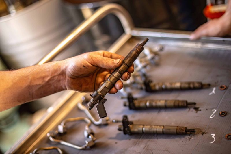 injector-care-bate-la-diesel:-cum-diferentiezi-zgomotul-de-tacheti,-lant-sau-volanta
