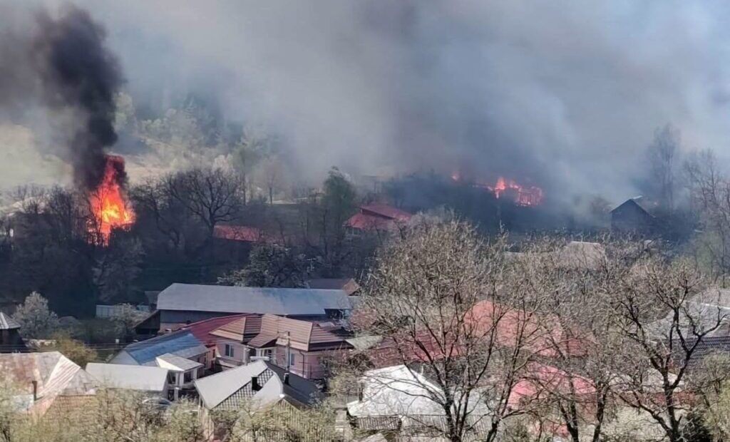 guvernul-aloca-noi-ajutoare-pentru-persoanele-afectate-de-incendiul-din-soveja,-vrancea:-procedura-simplificata-si-despagubiri-de-pana-la-90%-din-valoarea-caselor