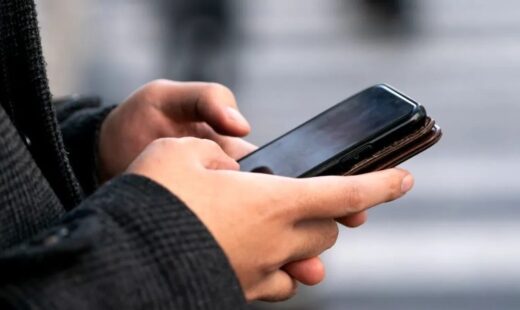 noua-inselatorie-cu-amenzi-de-circulatie-false.-sms-ul-care-iti-poate-goli-contul-bancar,-avertisment-urgent-de-la-dnsc
