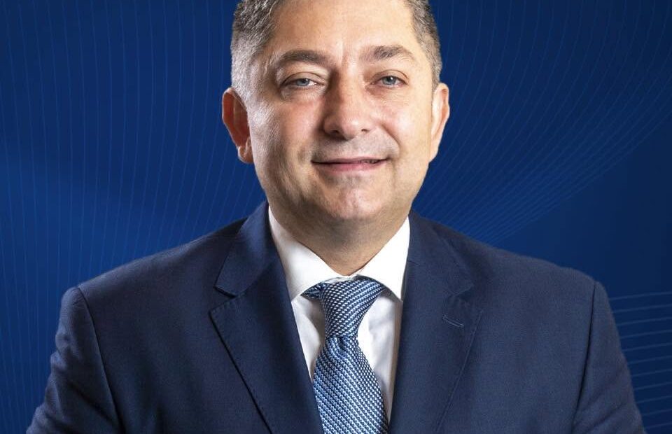 alin-tise-ataca-slugarnicia-inutila-din-pnl:-ne-facem-ca-ne-jucam-de-a-politica-si-ne-mintim-unii-pe-altii