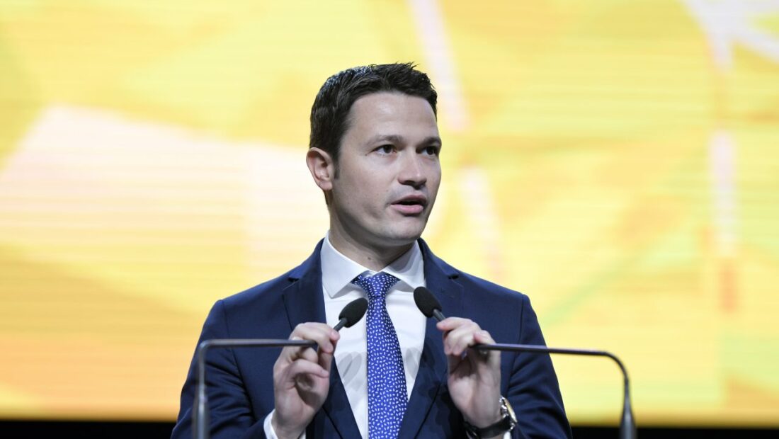 liberalul-robert-sighiartau,-atac-la-social-democrati.-critica-pesedismul-si-cultura-politica-din-romania