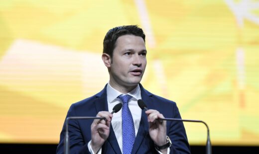 liberalul-robert-sighiartau,-atac-la-social-democrati.-critica-pesedismul-si-cultura-politica-din-romania