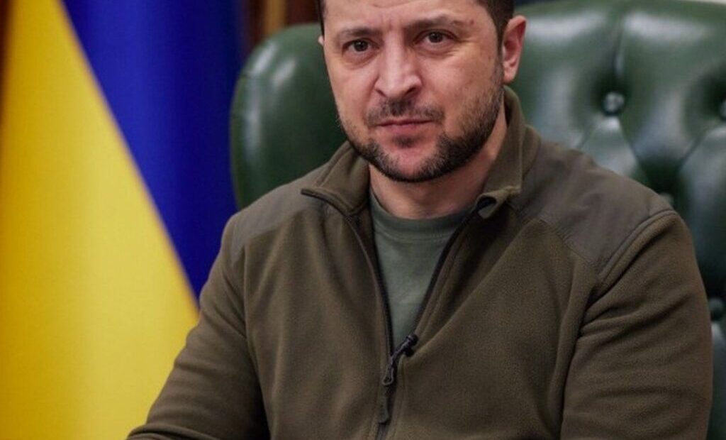 zelenski-denunta-amplasarea-depozitelor-de-armament-in-zone-civile-dupa-ce-un-atac-rusesc-a-ucis-10-oameni