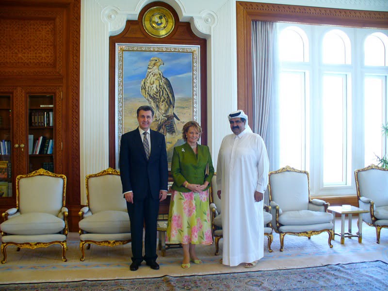 mesajul-familiei-regale-a-romaniei-la-moartea-fostului-emir-al-qatarului,-seicul-hamad-bin-khalifa-al-thani