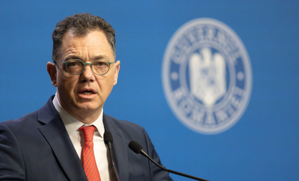 stefan-radu-oprea-o-acuza-pe-oana-gheorghiu-ca-exagereaza-reforma-companiilor-de-stat:-romania-a-pierdut-200-de-milioane-de-euro