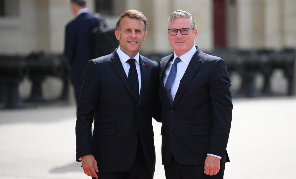 emmanuel-macron-i-a-acordat-lui-keir-starmer-legiunea-de-onoare,-cea-mai-inalta-distinctie-a-frantei